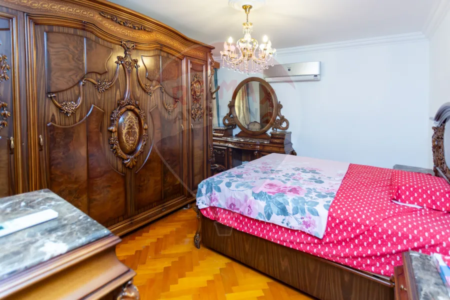 Apartment for rent 196 m Kafr Abdo (Saint Jenny Square)