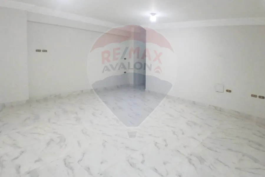 شقة للايجار 113 م سموحة (ش بهاء الدين الغتوري)