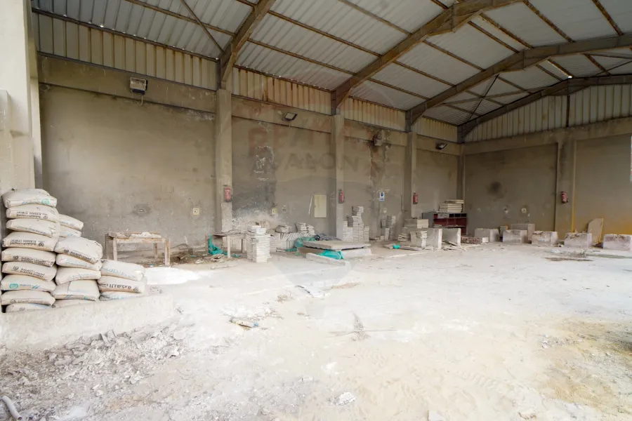 (فرصة إستثمارية) مصنع للبيع 2,164 م برج العرب الجديدة (المنطقة الصناعية الرابعة)