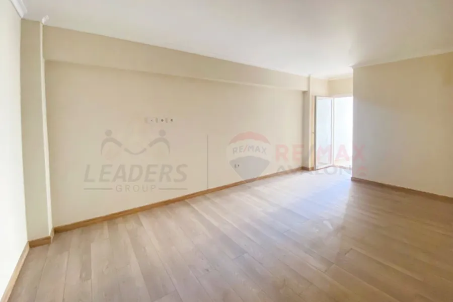 شقة للايجار 202 م سموحه (جراند فيو)