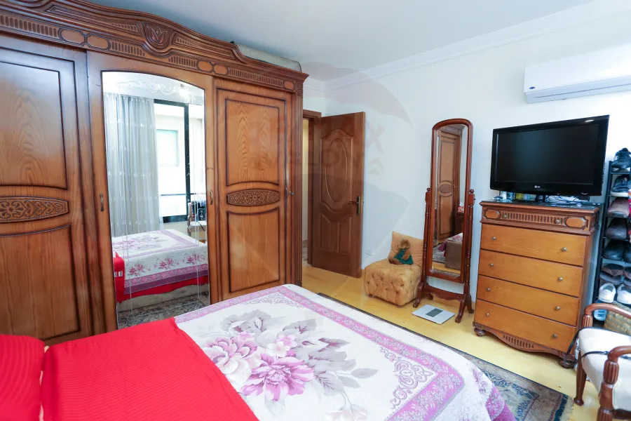 شقه للبيع 175 م سبورتنج (شارع ابوقير - عمارة براند)