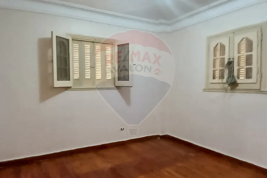 Apartment for rent 400 m Sporting (Port Said St.)