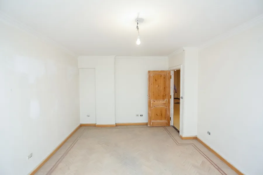 Apartment For Sale 350m El-Wezara