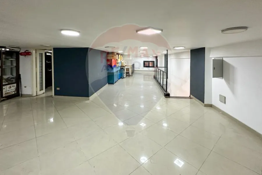 Shop for sale 405 m Ibrahimia (Port Said St)