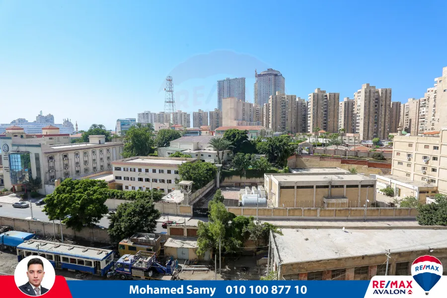 شقة بيع 170 م مصطفي كامل (علي الترام مباشرة)