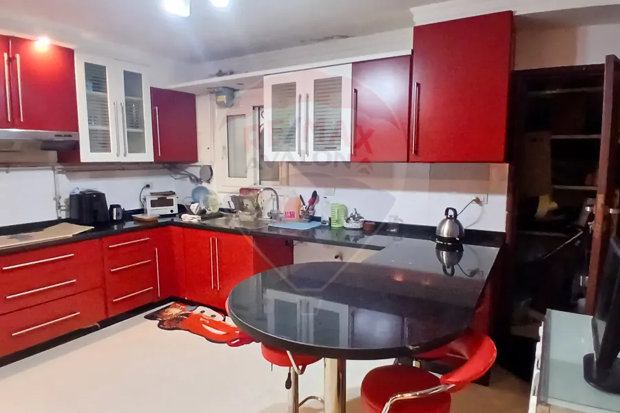 Apartment for sale 250 m Smouha (Tutankhamun Street)