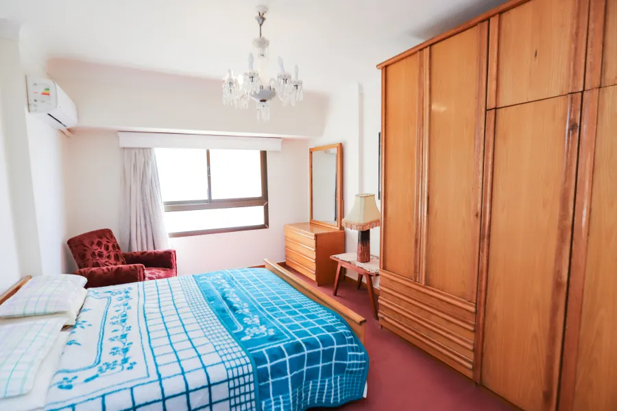 شقة للايجار مفروش 140 م ستانلى (على البحر مباشرة)