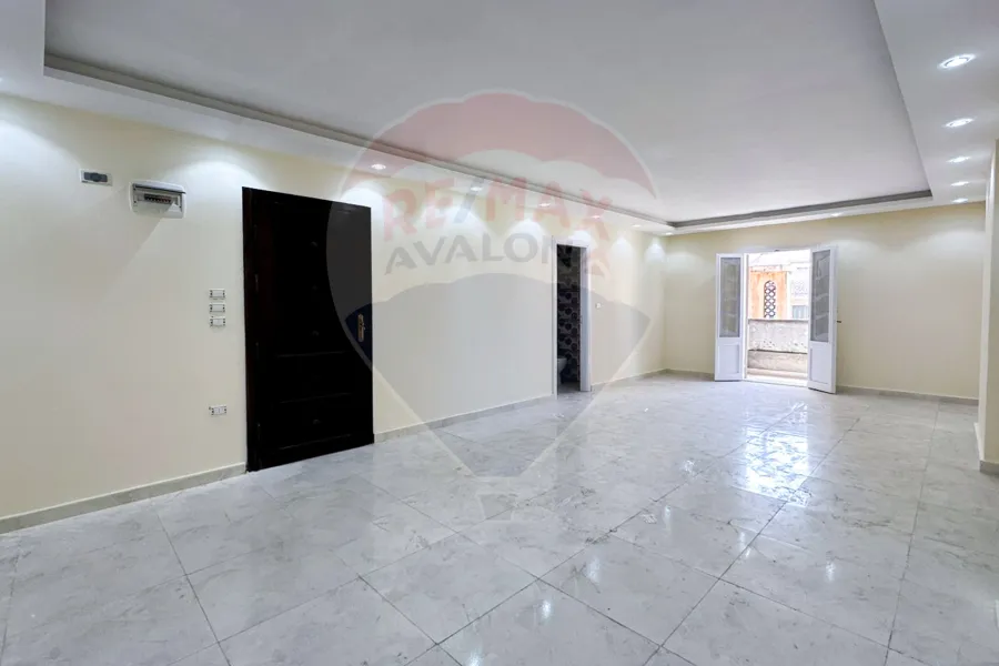 Apartment for sale 145 m Bolkly (Wingat main street)