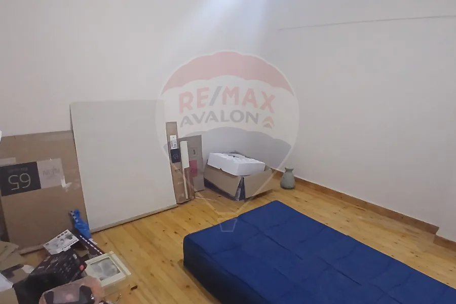 Apartment for sale 200 m Fleming (Mohamed Helmy Street)