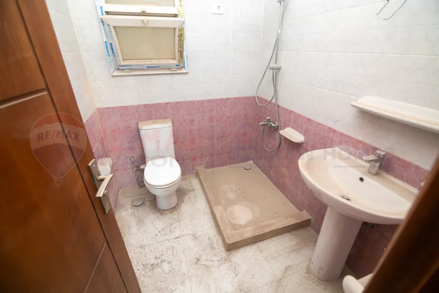 Apartment for sale 250 m Louran (Ibrahim Nasr St.)