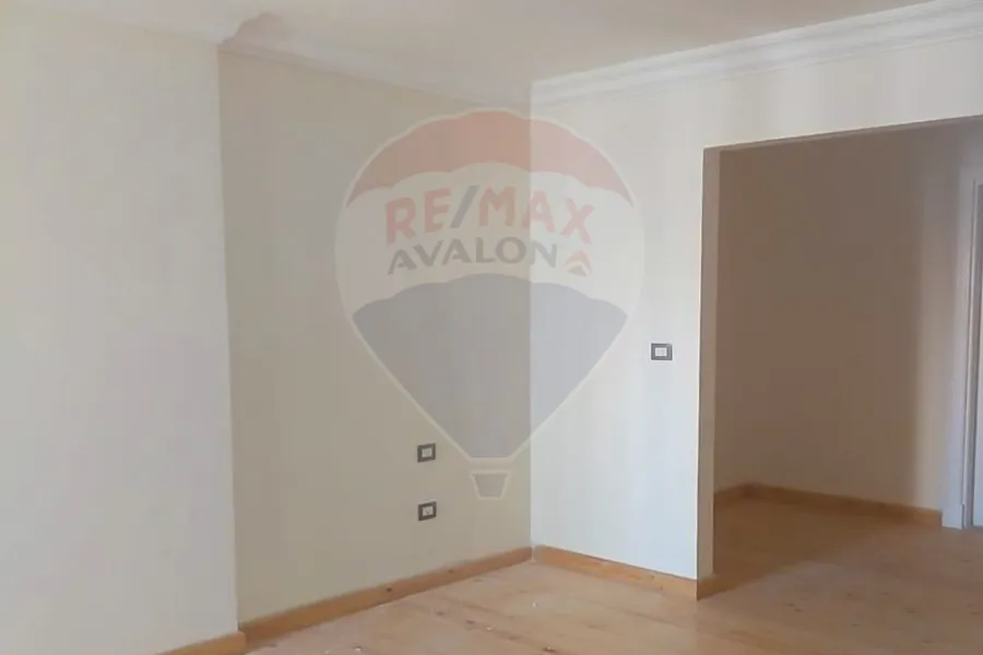 Apartment for sale 275 m Smouha (Transport and Engineering St.- Smouha Terrace)