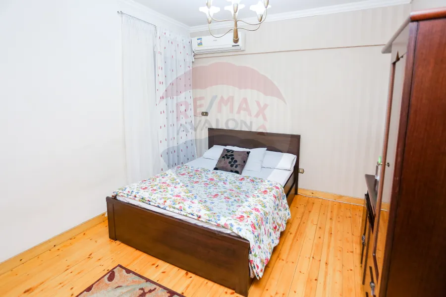 Apartment for sale 190 m Kafr abdou (Sakina bnt elhussien St)