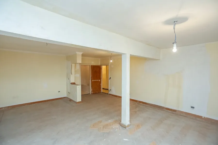 Apartment For Sale 350m El-Wezara