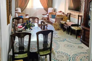 شقة للبيع 120 م بوكلي (ش لافيزون)