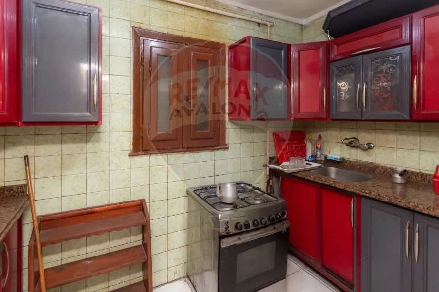 شقة للبيع 100 م سبورتنج (ش بورسعيد)