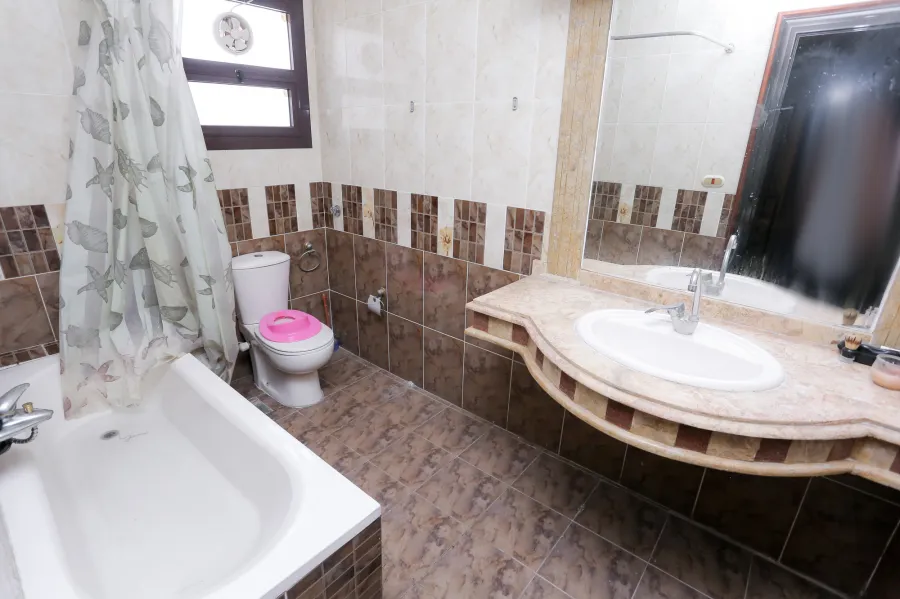 Apartment for sale 163 m Fleming (Directly on taram Station - side apartment)