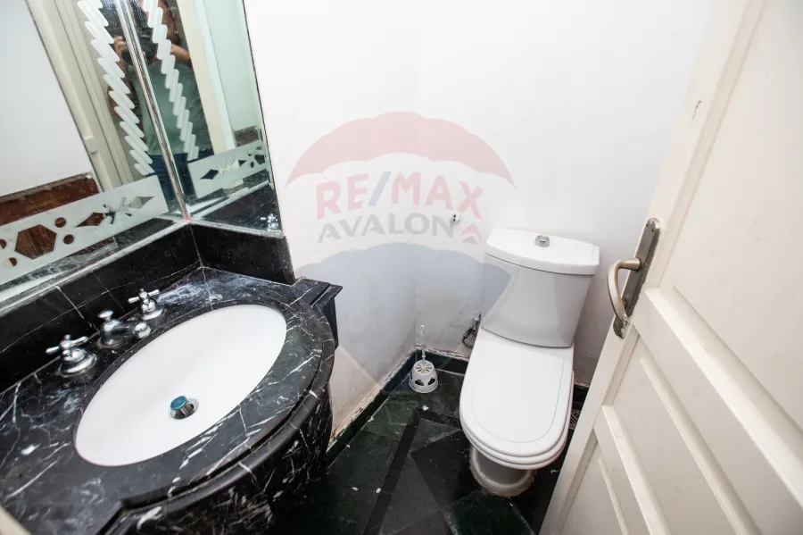 Furnished apartment for daily rent 267 m San stefano (Four seasons)