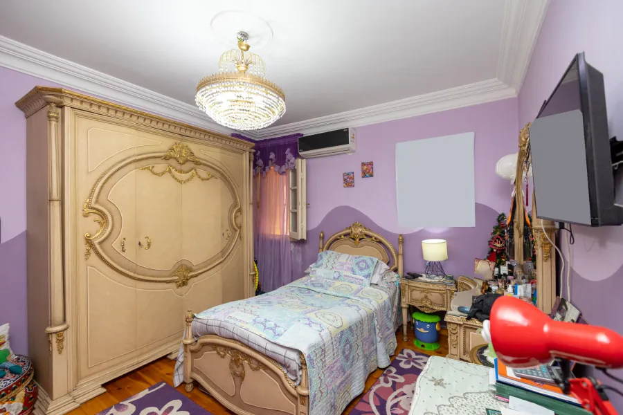 شقة للبيع 195 م كفر عبده (ش ابراهيم راجى)