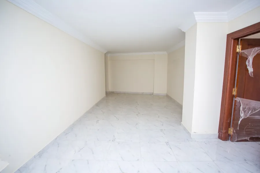 مكتب للايجار 100م بولكلي (ش أبو قير الرئيسي)