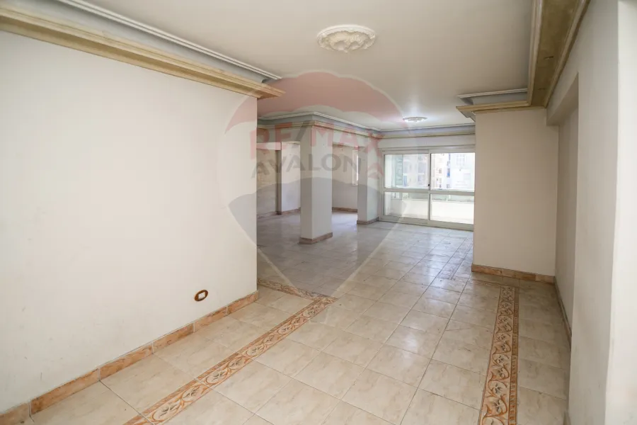 Apartment for sale in 130 m Al-Syouf (Gamila Bou Harid St.)
