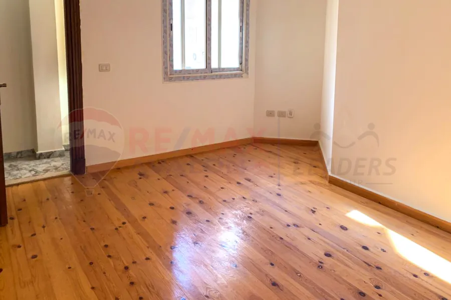 Apartment for rent 170 m Smouha (Hadayek El Saraya - Al Reyada St.)