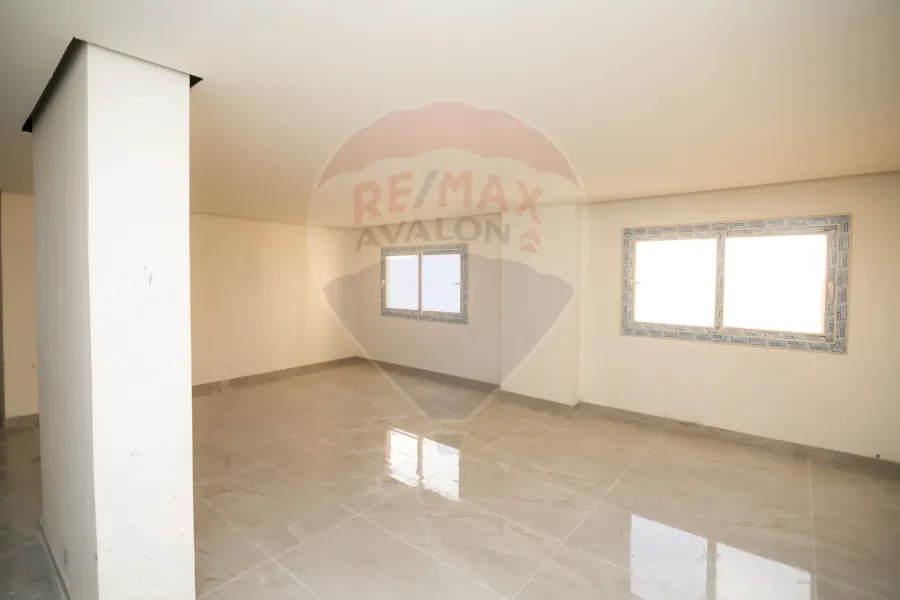 شقة للبيع 200 م سبورتينج (ش بور سعيد)