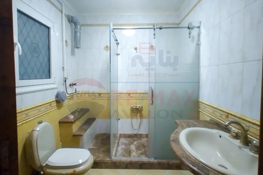 شقة للبيع 200 م مصطفى كامل (ش كيروسيز مول)