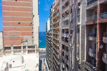 شقة للإيجار 140 م كليوباترا ( خطوات من البحر )