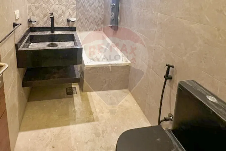 شقة للبيع 130 م كيلوباترا (تاني نمرة من البحر)