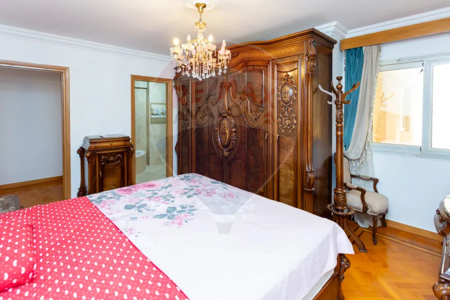 Apartment for rent 196 m Kafr Abdo (Saint Jenny Square)