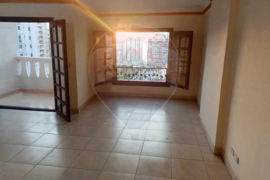 شقة للإيجار 110 م العصافرة (ش جمال عبد الناصر)