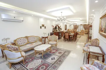 Apartment For Sale 195 m Zezinia ( Steps From Abo Qir St. )