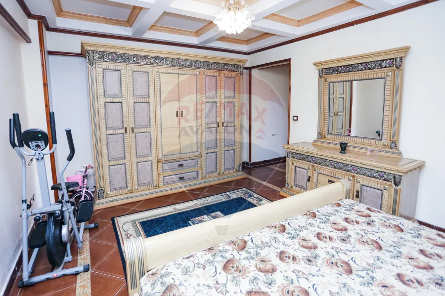 شقة للبيع 280 م سبورتنج ( ش بور سعيد )