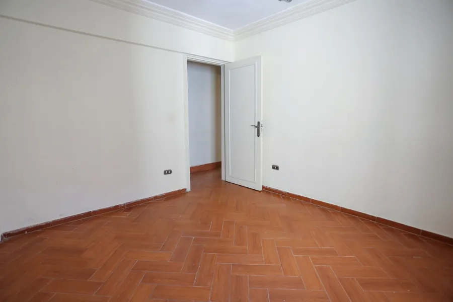 Apartment for sale 150m Miami (Branched from Khaled Abn Elwaleed st.)