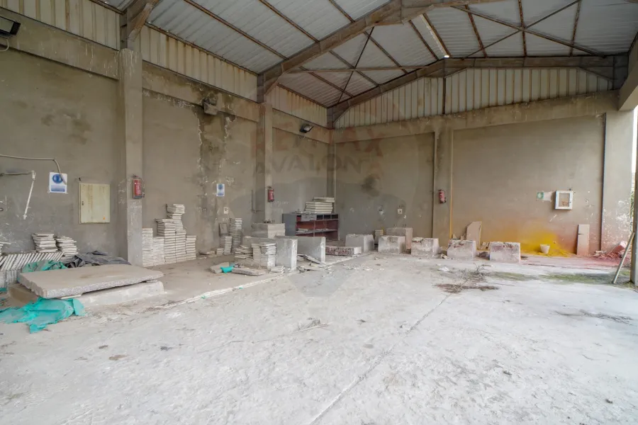 (فرصة إستثمارية) مصنع للبيع 2,164 م برج العرب الجديدة (المنطقة الصناعية الرابعة)