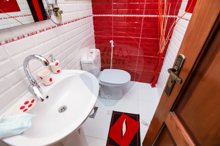 Apartment For Sale 175 m Smouha (Branched From Kamal Eldeen Salah St.)