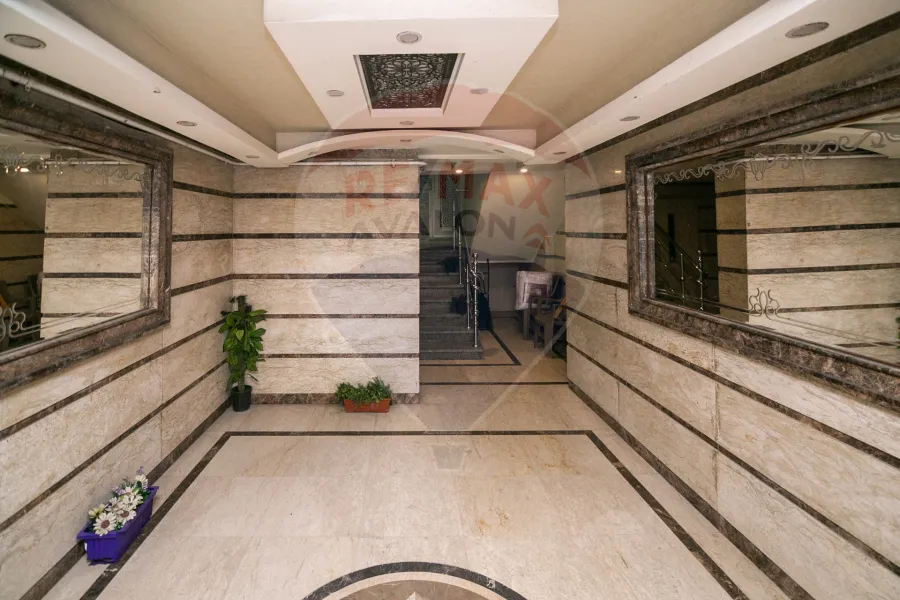 Apartment for sale 200 m Ibrahimia (second number from the sea)