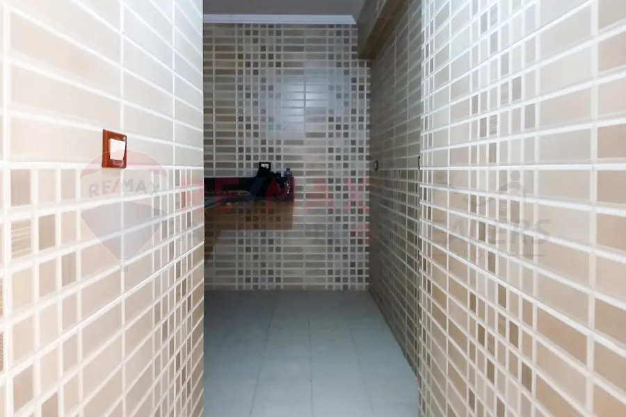 Apartment for rent 125 m Sidi Bishr (next to Ramada Hotel)