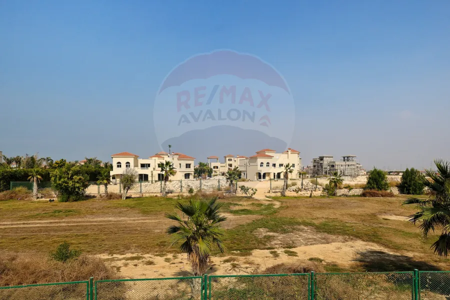 Villa for sale King Mariout (Compound Alex West View golf land - Saint Catherine)