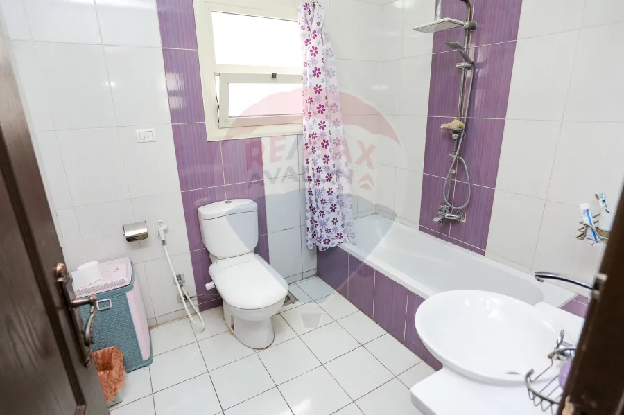 شقة للبيع 227 م جليم (ش رسمي باشا)