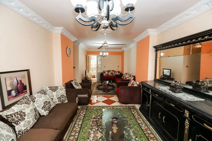 Furnitued Apartment for rent 130m Miami (kaaed El-Sarb St.)