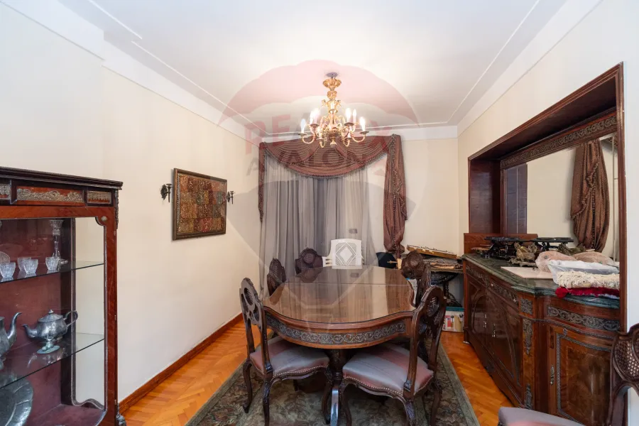 Apartment for sale 216 m Louran (The building on the first row of the sea)