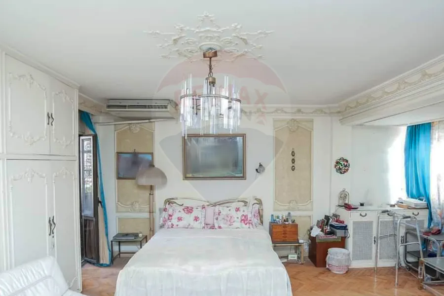 Furnished Apartment for rent 250m Saba Basha (2Num from the sea)