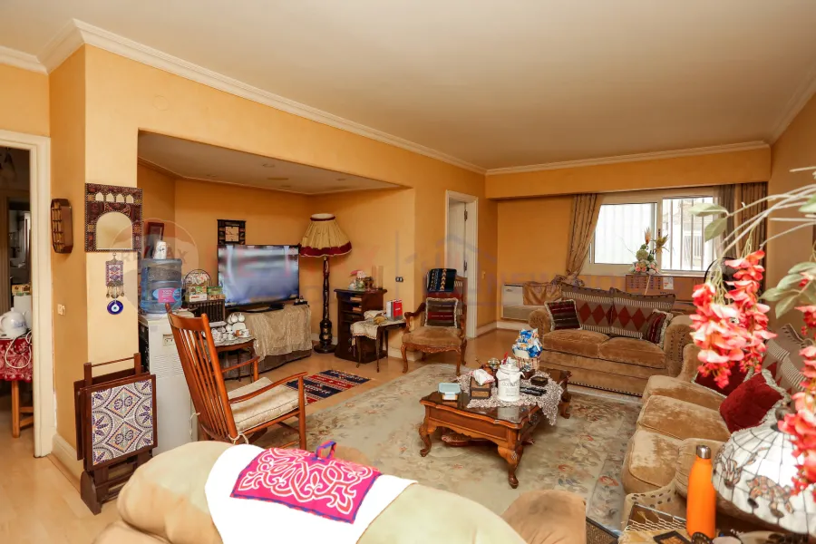 Duplex apartment for sale 400 m Roushdy (branched from Syria st.)