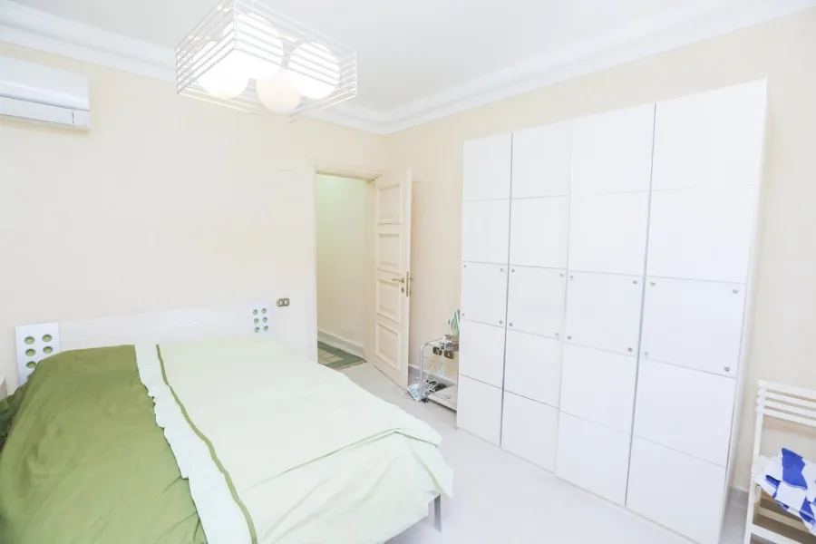 فيلا مستقلة فاخرة  2000م للبيع بلسان الوزراء