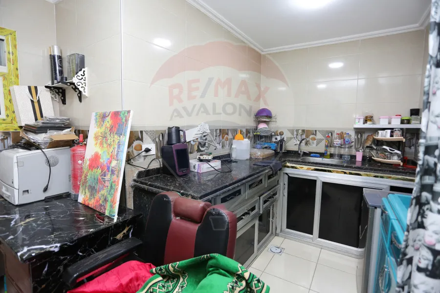 شقة إداري للبيع 130 م السيوف (ش مصطفي كامل)