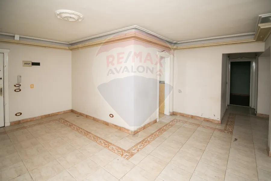 Apartment for sale in 130 m Al-Syouf (Gamila Bou Harid St.)