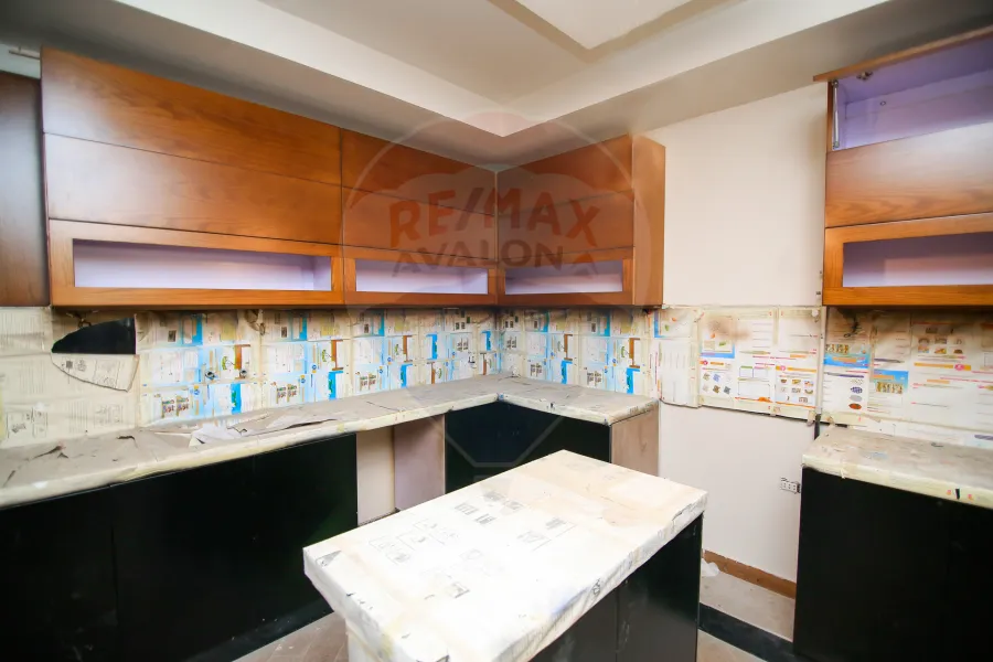 Apartment for sale 333 m Smouha (On the Mahmoudiyah axis -Beside Pharos University)