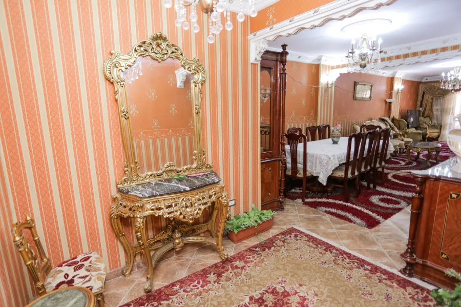 Apartment for sale 220m Miami - Front of Arab Academy