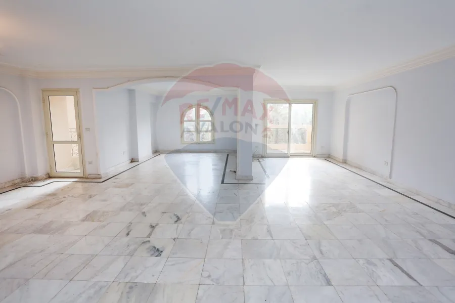 Apartment for sale 270 m Smouha (El Villat Distrect-steps from fawzia's palace